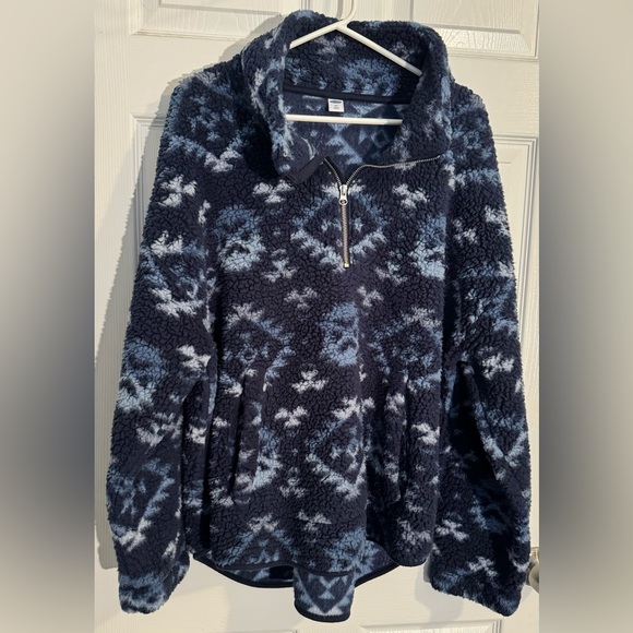 Old Navy Tops - 💙Old Navy Cozy Sherpa Half-Zip XXL